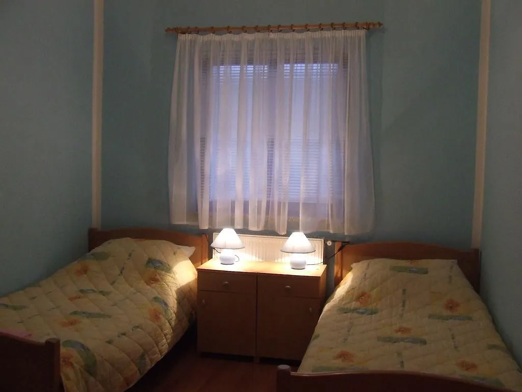 Apartments Zarecki Krov Pazin